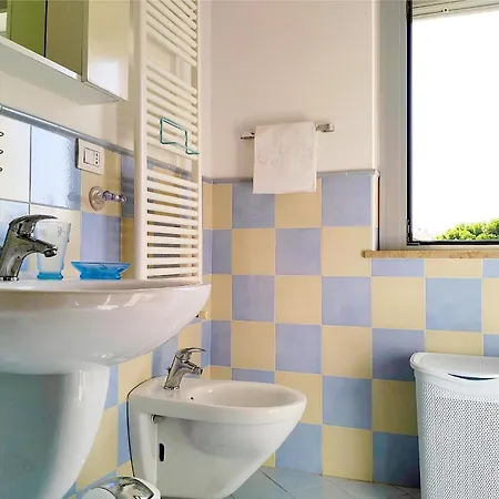 Appartament Direk Mit Meersblick Apartment L'Annunziata