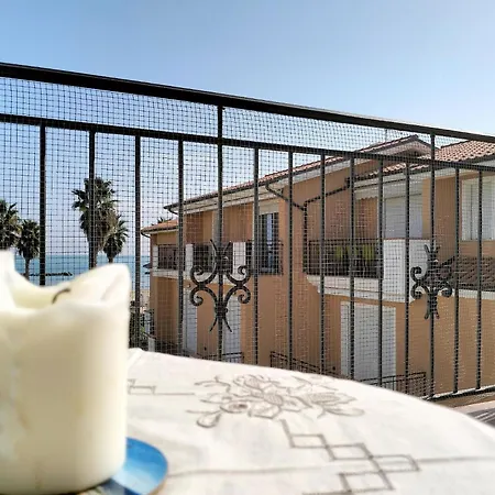 Appartament Direk Mit Meersblick Apartment L'Annunziata