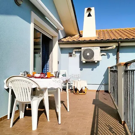 Appartament Direk Mit Meersblick Apartment L'Annunziata